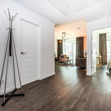 Amazing 32nd Floor Sunset View!!!! 클라이페다