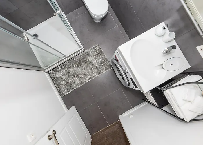 Amazing 32nd Floor Sunset View!!!! *